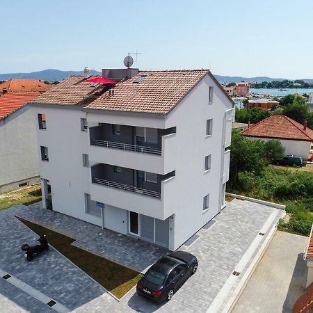 Apartmani Zupan Sukosan Ngoại thất bức ảnh