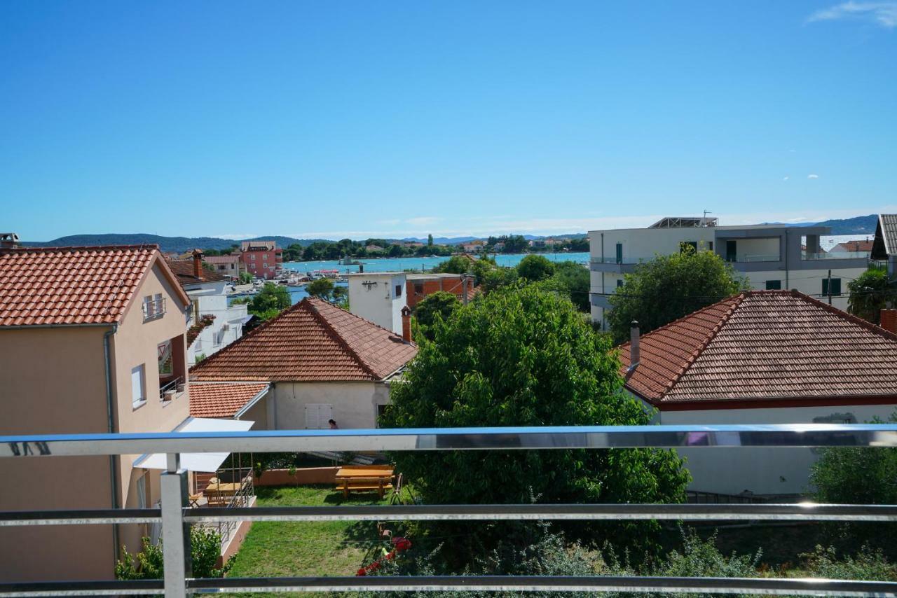 Apartmani Zupan Sukosan Ngoại thất bức ảnh