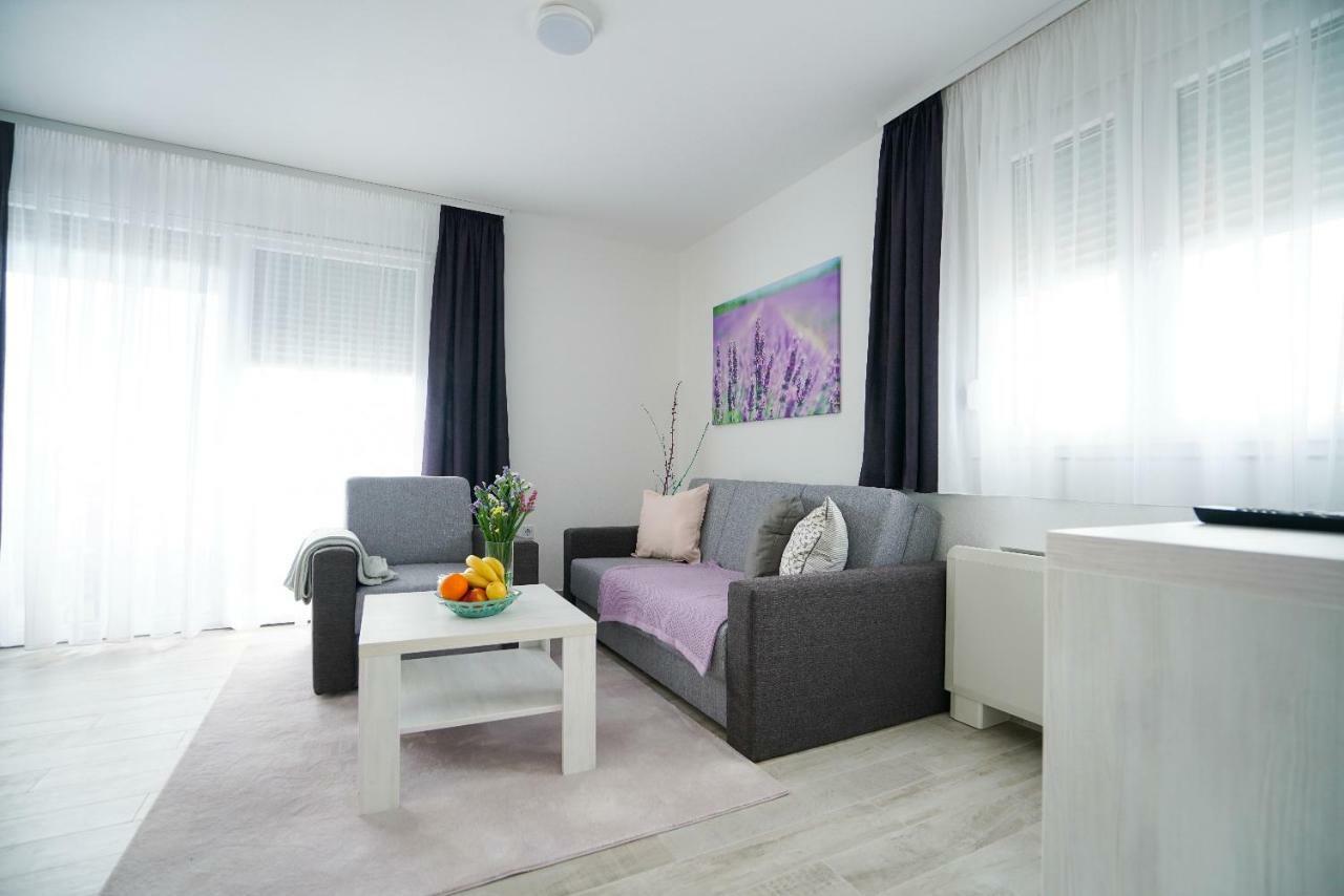 Apartmani Zupan Sukosan Ngoại thất bức ảnh