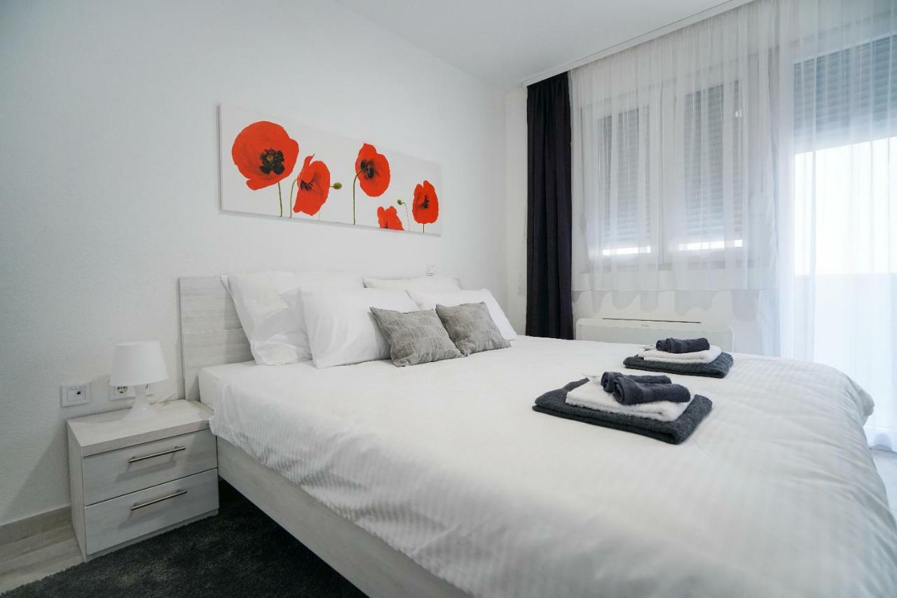 Apartmani Zupan Sukosan Ngoại thất bức ảnh