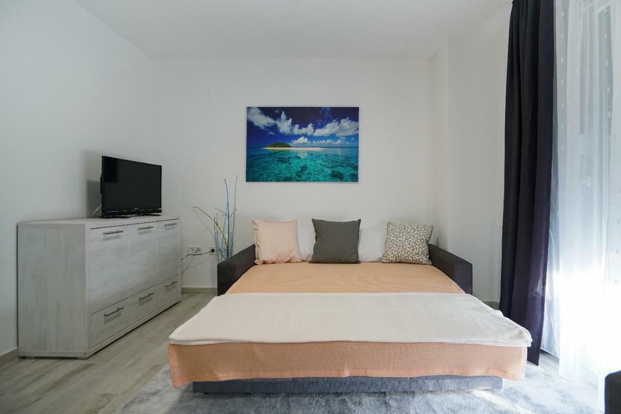 Apartmani Zupan Sukosan Ngoại thất bức ảnh